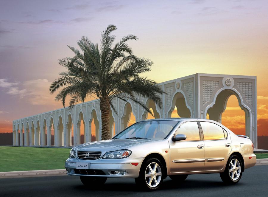  Nissan Maxima 2000 года  (фото 3 из 7)